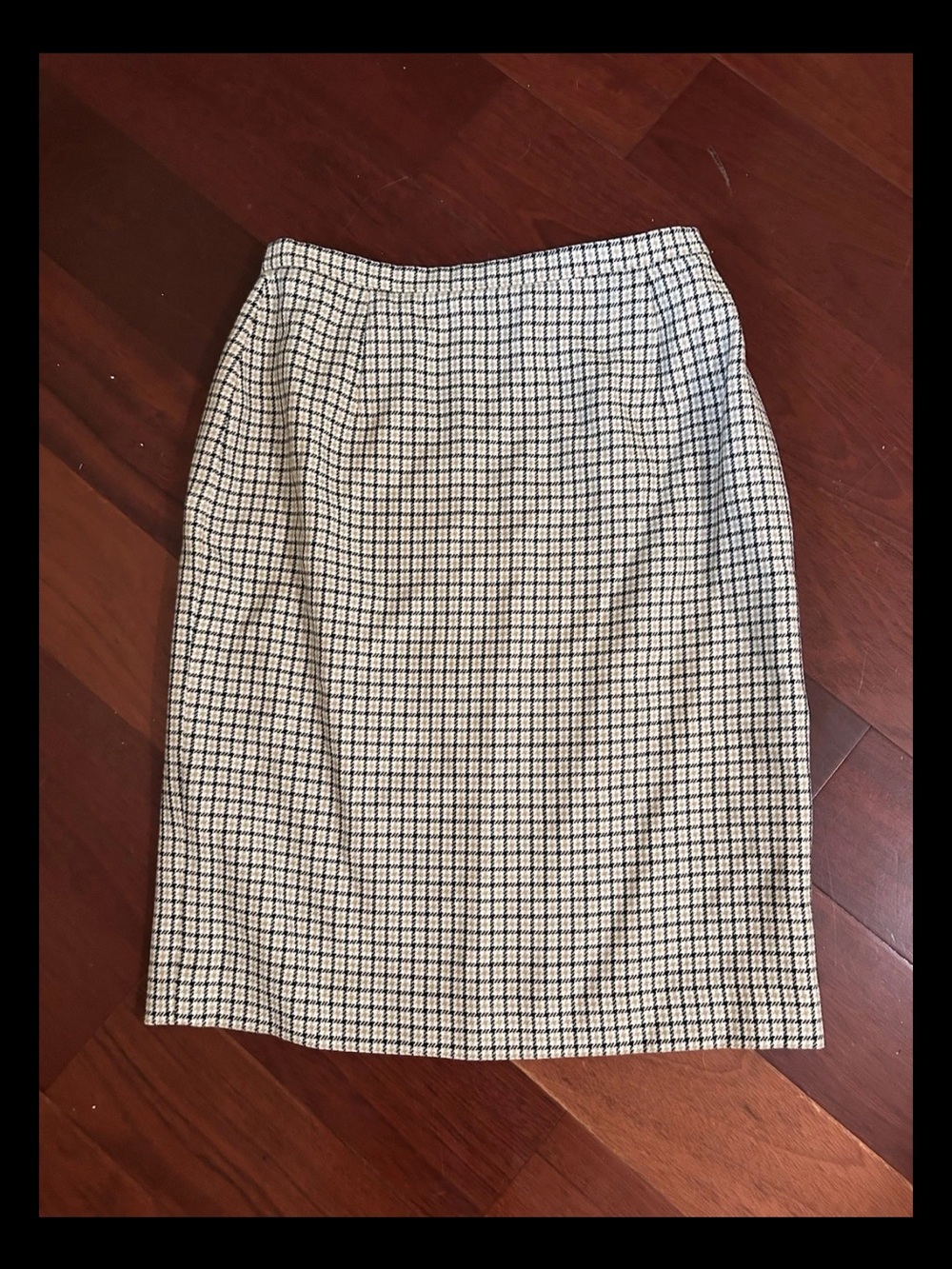 Burberry Skirt Plaid Wool Classic Plaid Vintage straight pencil skirt Sz 10